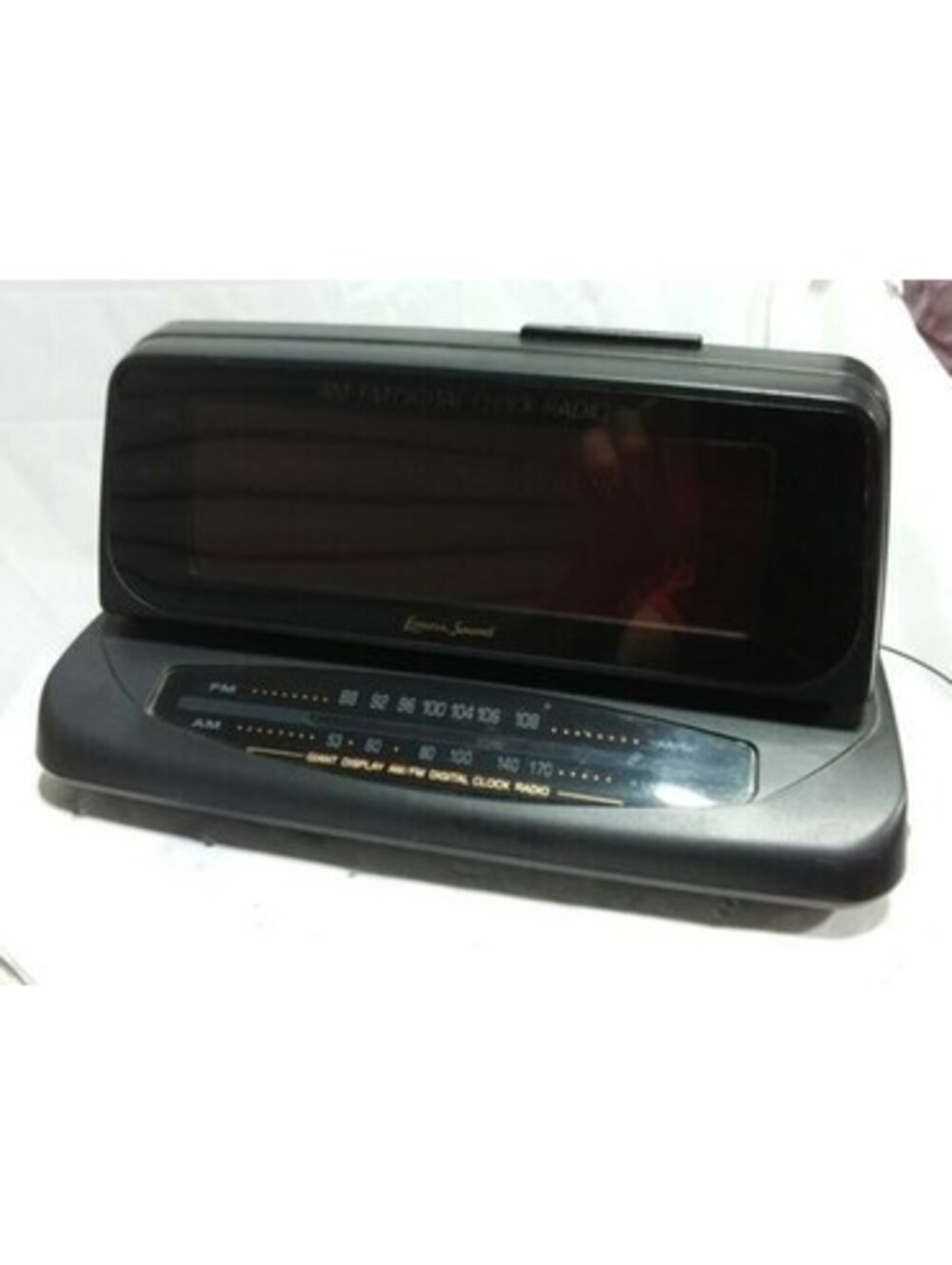 Lenoxx Sound CR-773 Digital AM/FM Dual Alarm Clock Radio